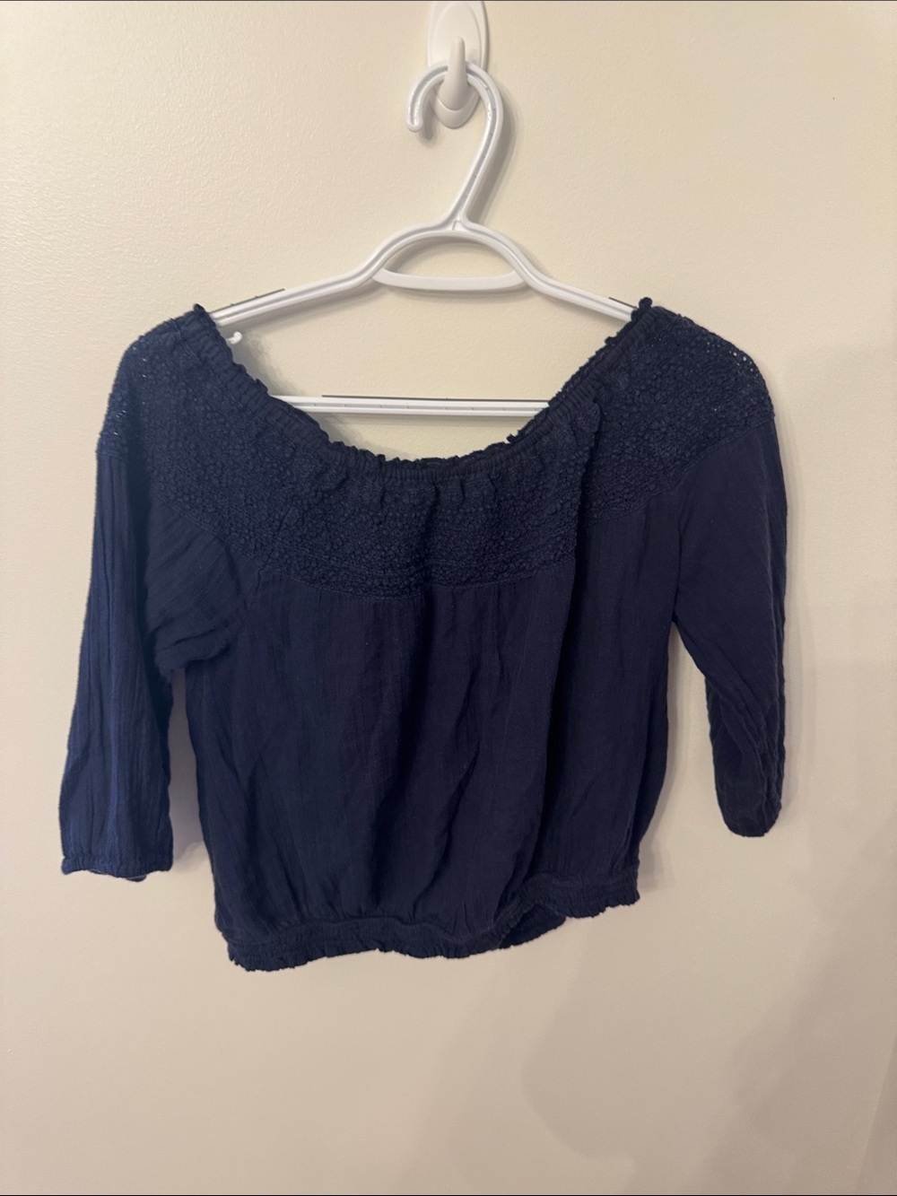 Women’s Navy Blue Smocked Off-Shoulder Top Aerie